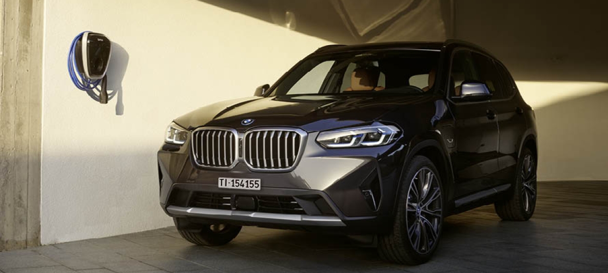 La nuova BMW X3 ibrida plug-in.